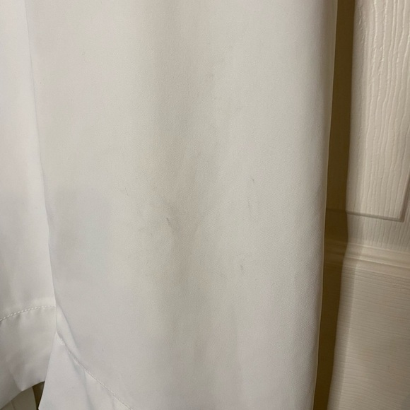 She’s White Peekaboo Dress - Picture 4 of 7